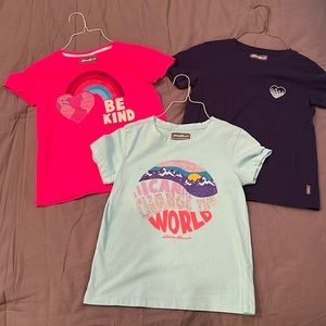 Like new set of three girls t-shirts
